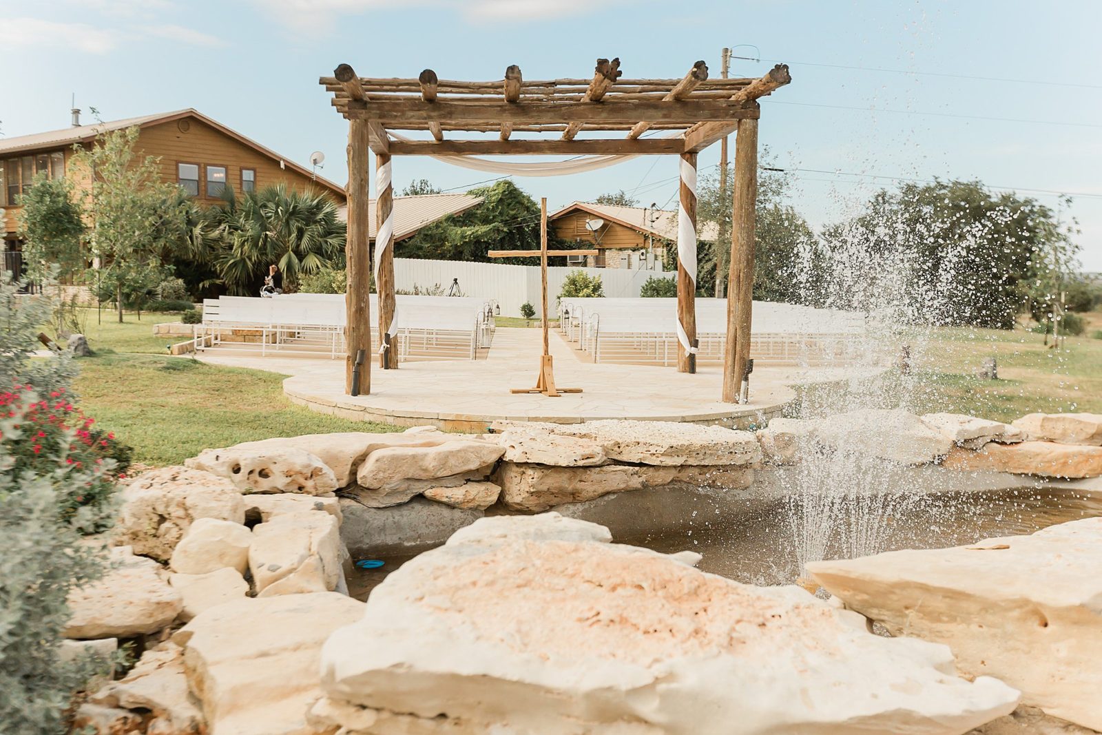 A Lavender and Blush Wedding in Dripping Springs, Texas, by Anna Kay Photography