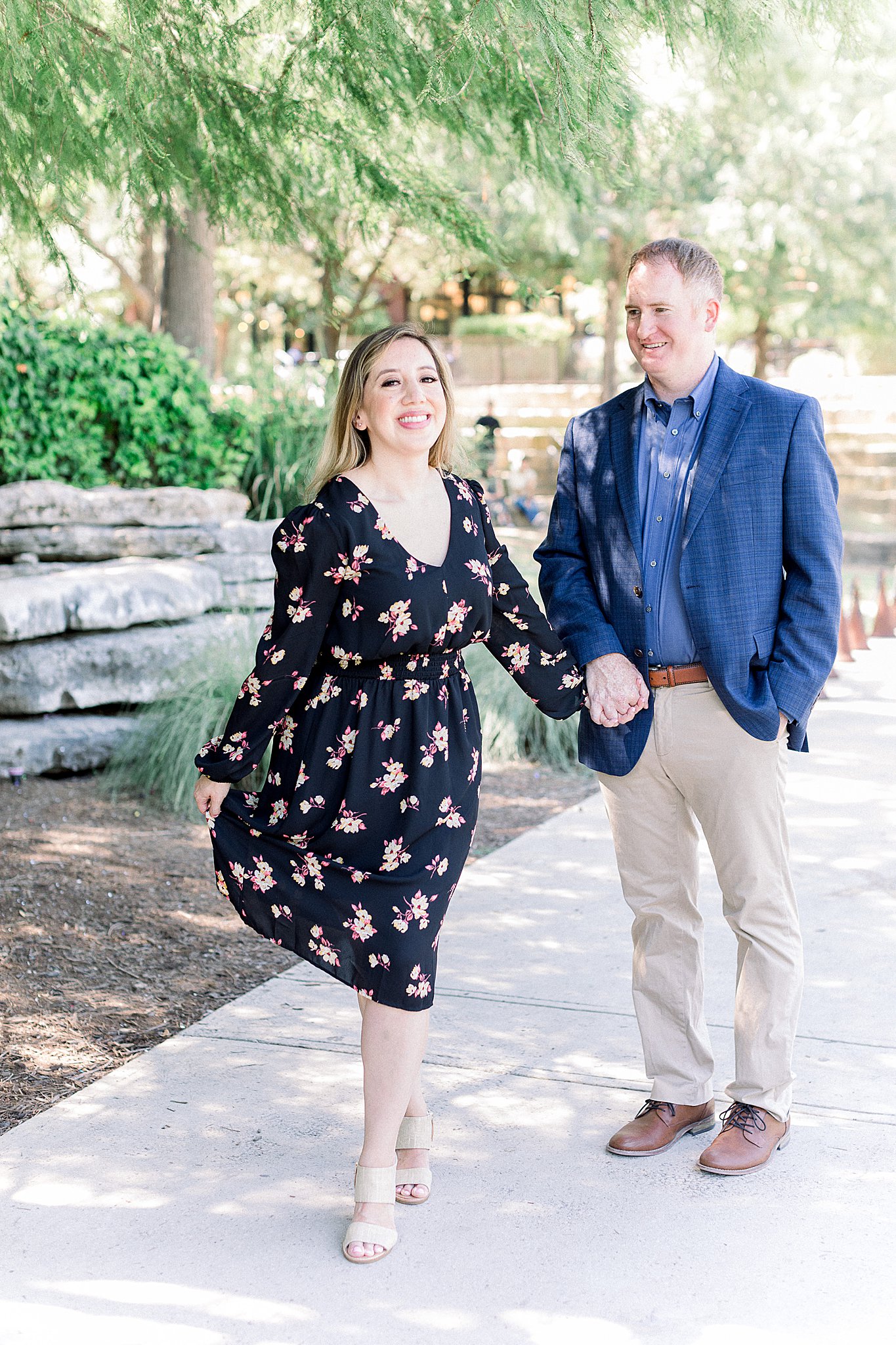 Engagement Pictures at The Pearl, San Antonio, Anna Kay Photography