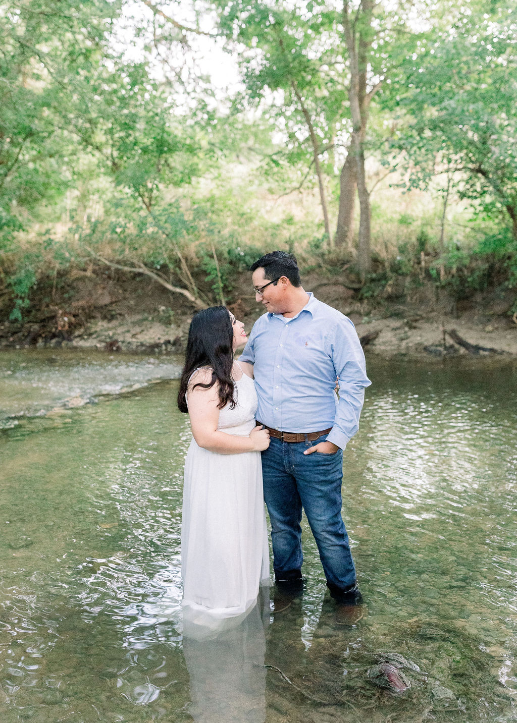 River Engagement Pictures at Cibolo Nature Center, Anna Kay Photography, San Antonio Wedding Photographer