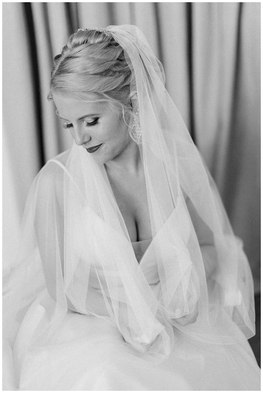 Custom Veil for Wedding Day, Bridal Details, Anna Wright Photography